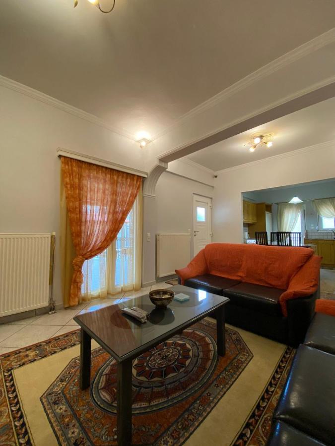 דירות קרפניסיון Sitara'S House מראה חיצוני תמונה